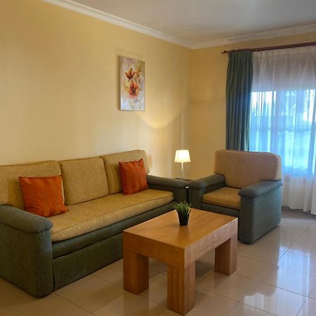 Apartamentos Maria Del Carmen Torremolinos Kültér fotó